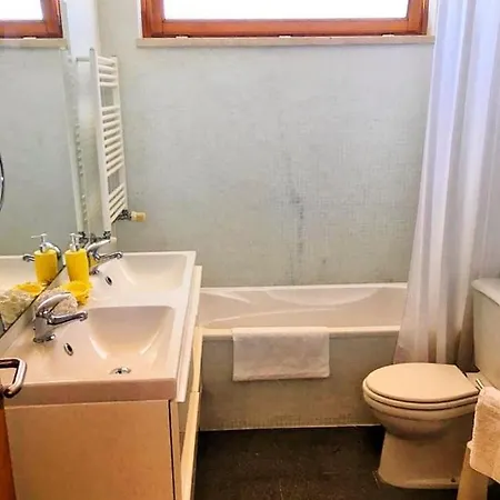 Quarto * Azeitão